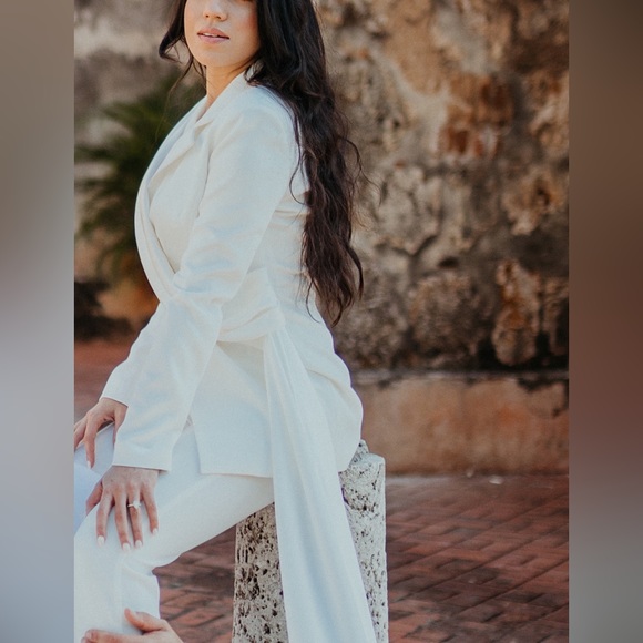 Blazer - Picture 1 of 3